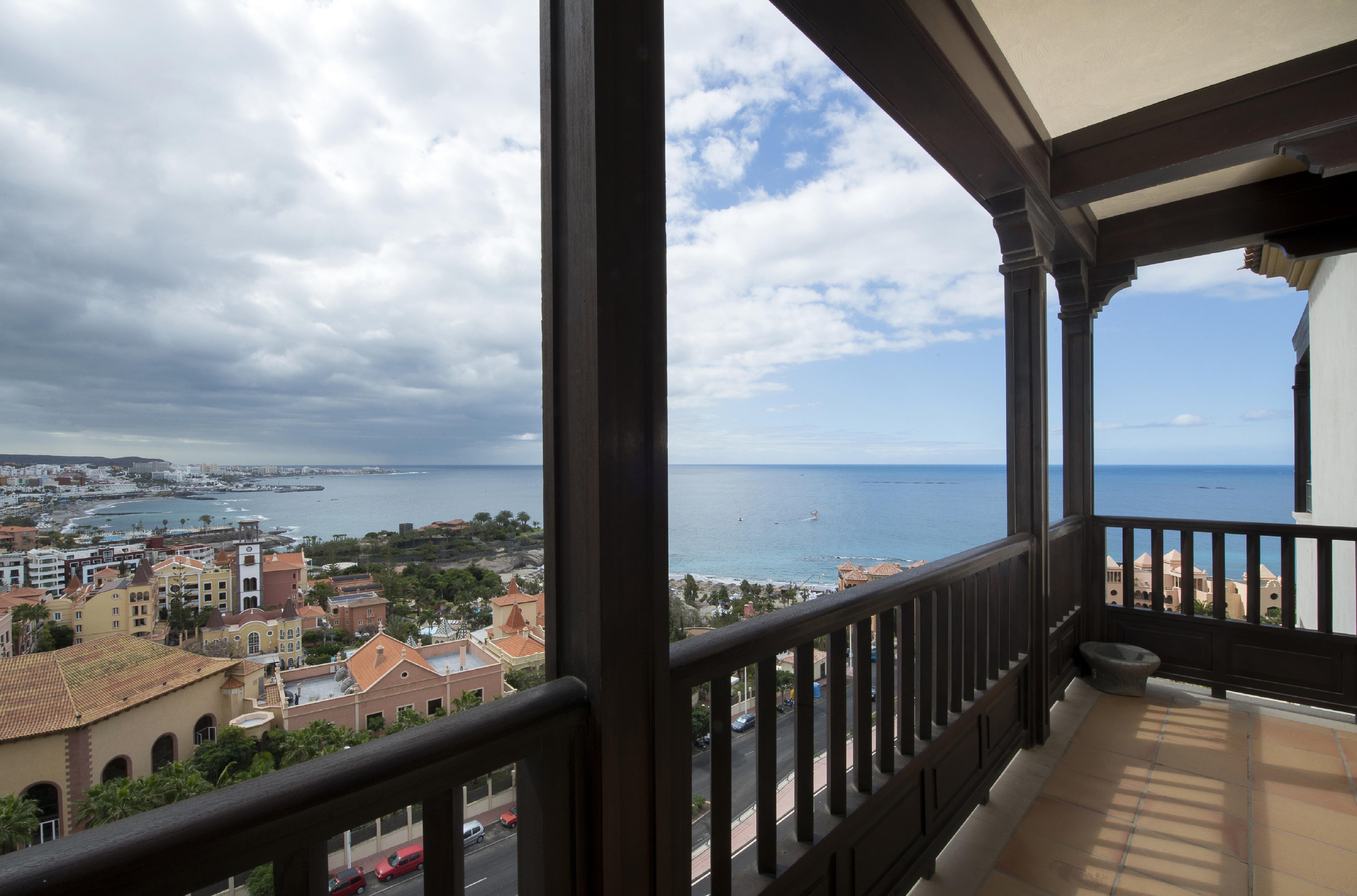 빈치 셀렉시온 라 플란타시온 델 수르 아데제 외부 사진 View from the balcony of the hotel