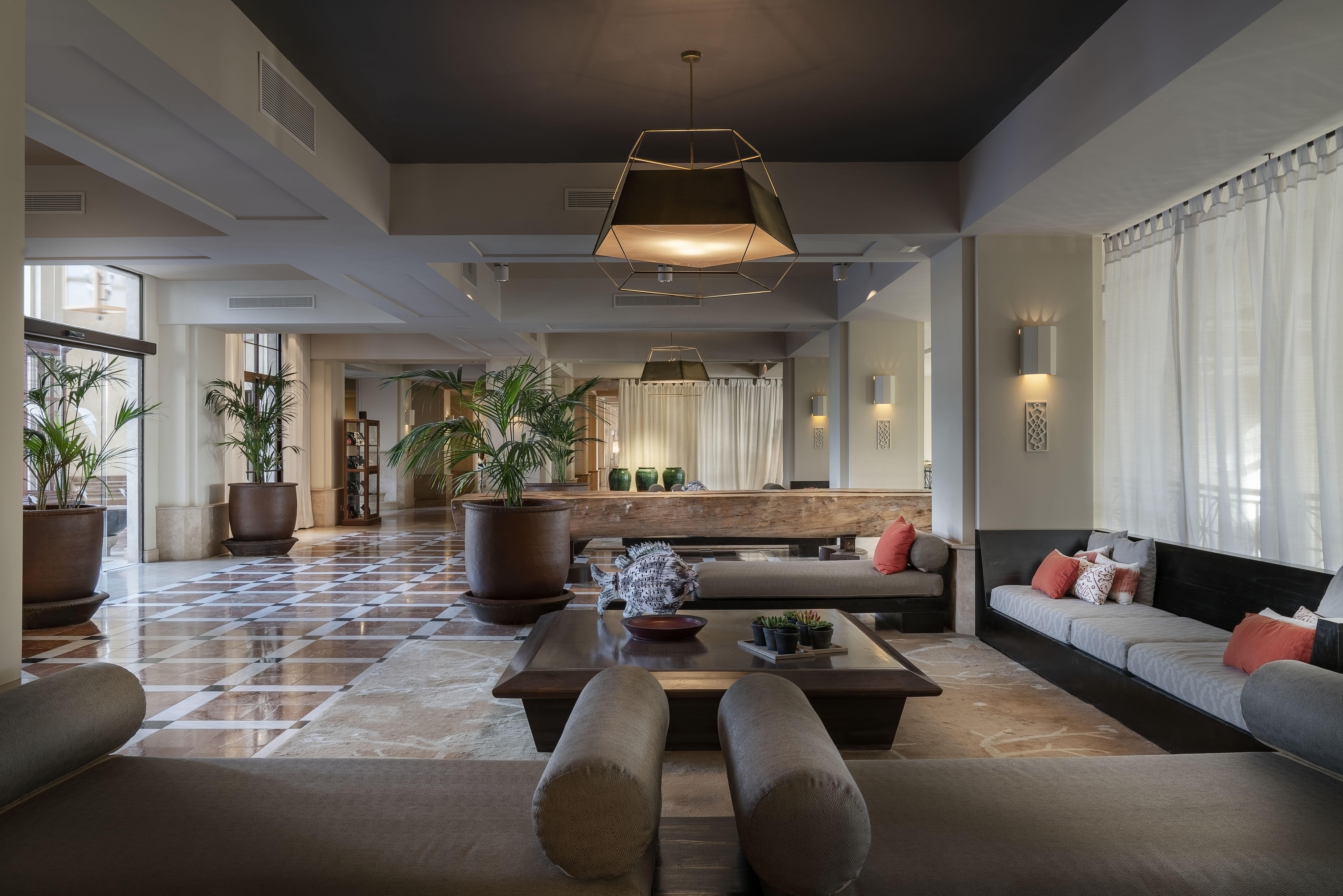 빈치 셀렉시온 라 플란타시온 델 수르 아데제 외부 사진 The lobby of the hotel