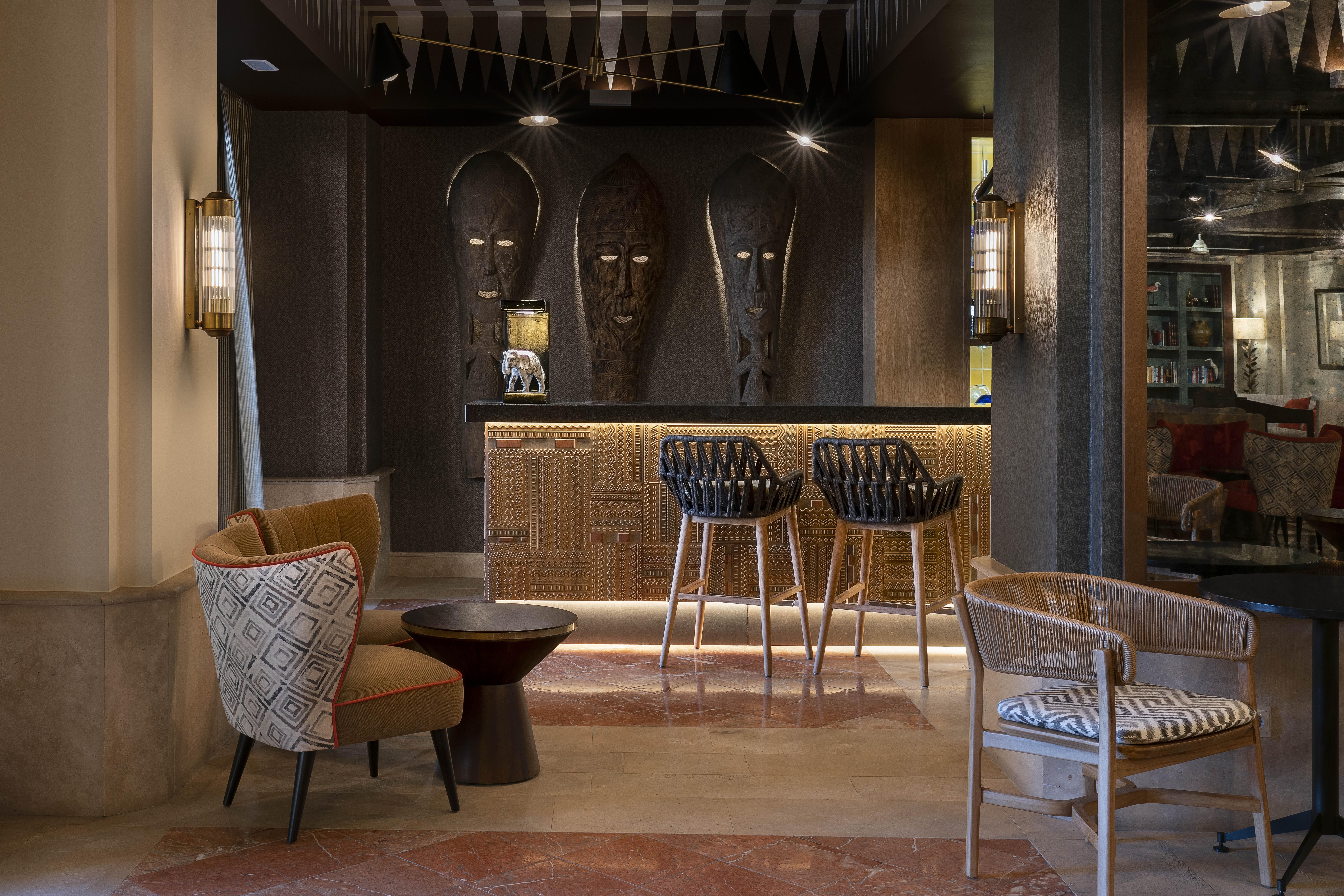 빈치 셀렉시온 라 플란타시온 델 수르 아데제 외부 사진 The bar at the hotel
