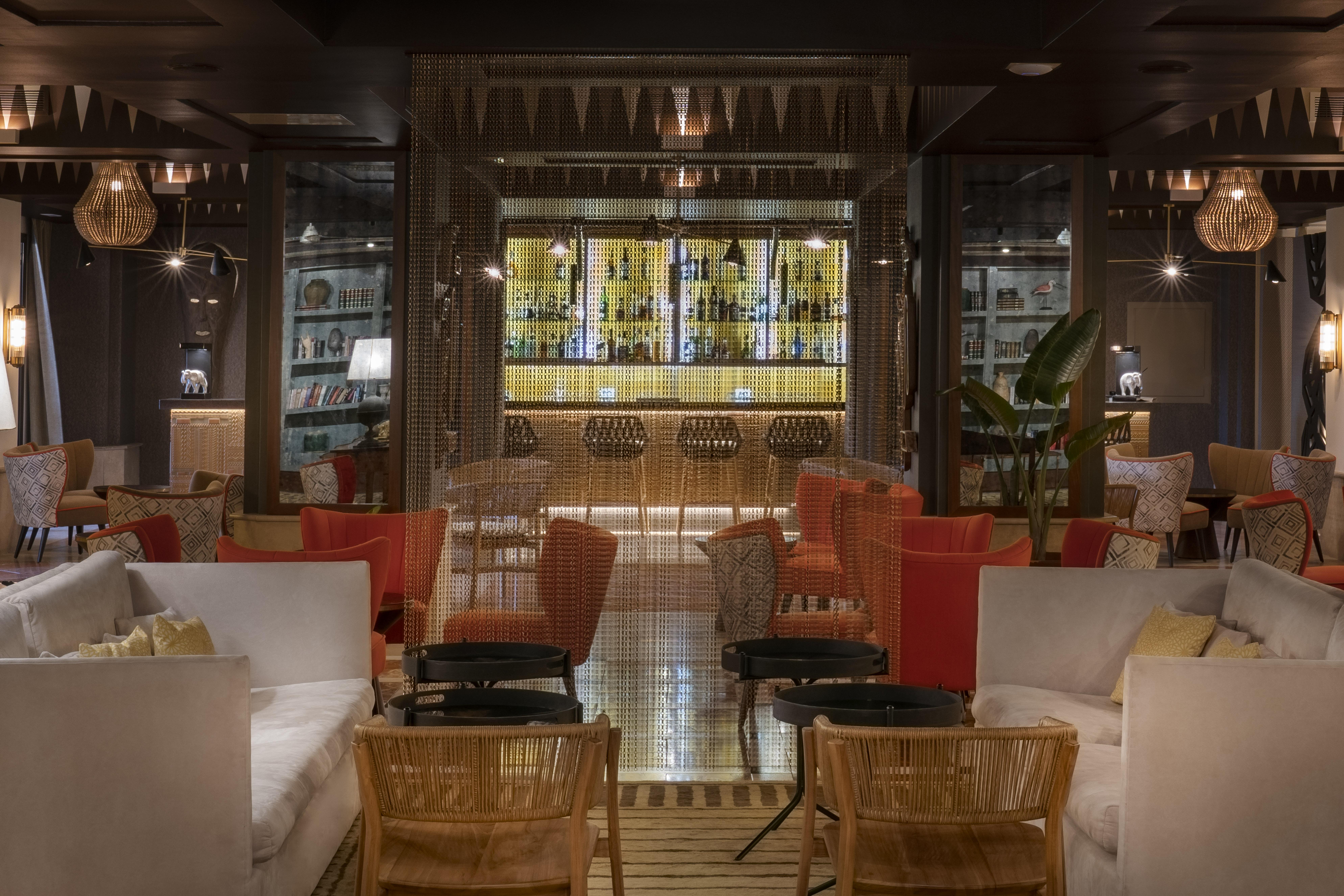 빈치 셀렉시온 라 플란타시온 델 수르 아데제 외부 사진 The bar at the restaurant